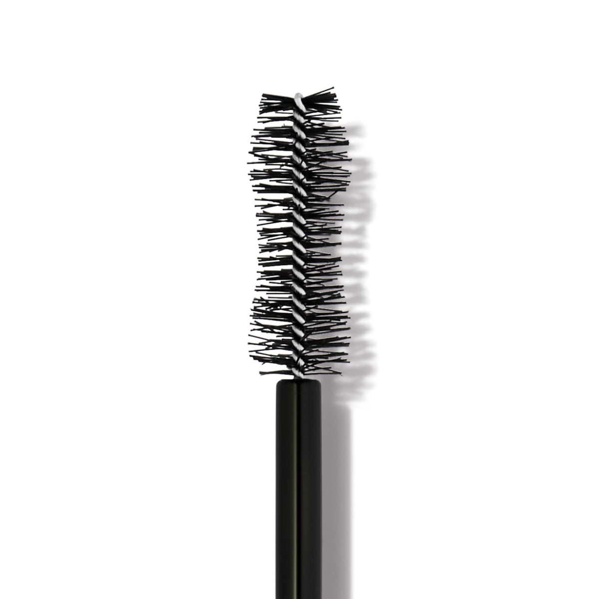 e.l.f. Big Mood Mascara Mini application on lashes