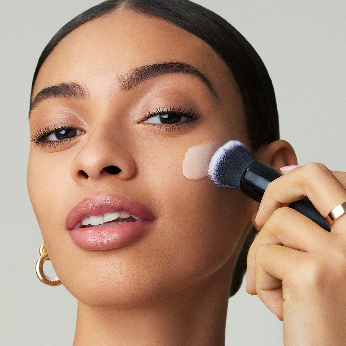 e.l.f. Liquid Poreless Putty Primer 41g texture close-up