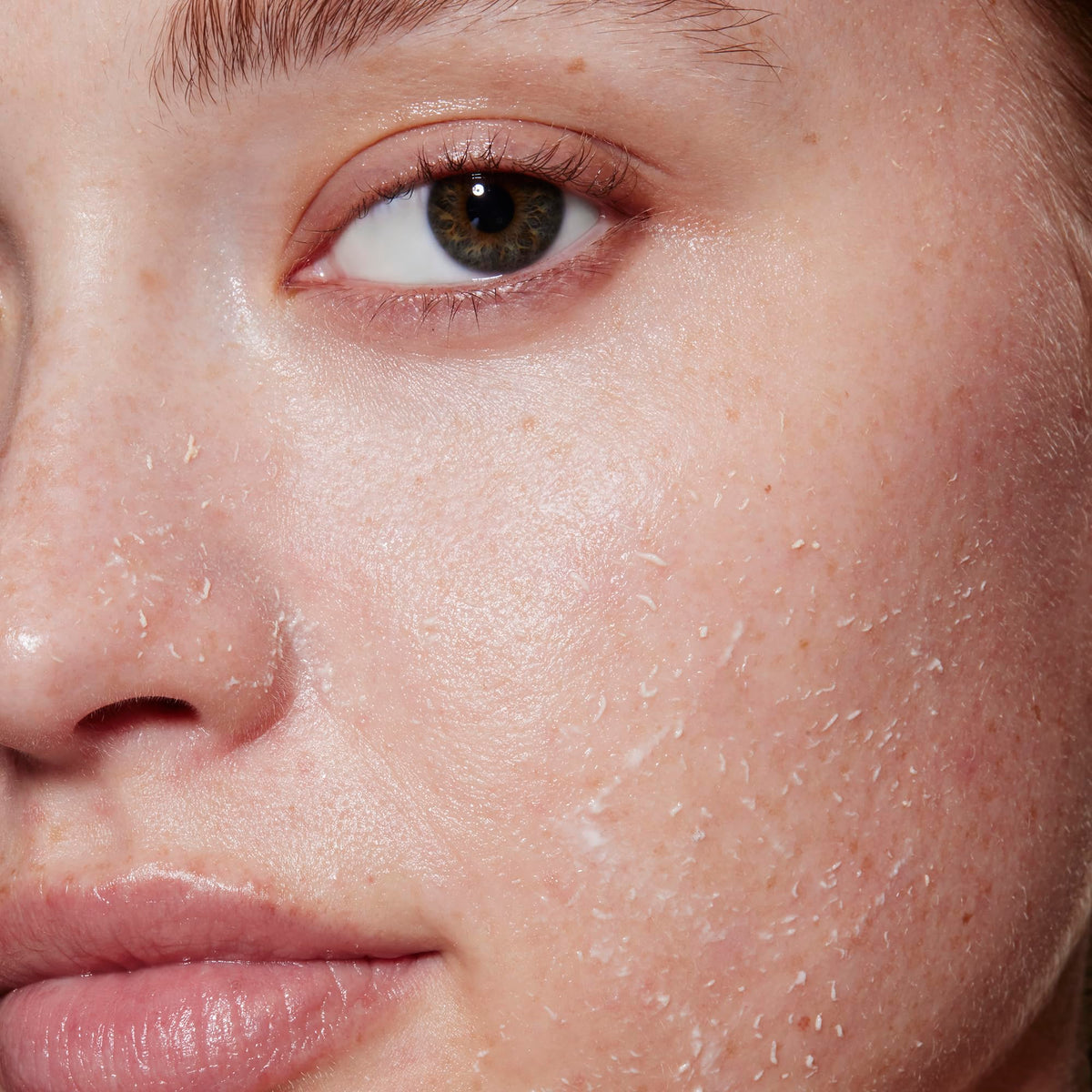 e.l.f. SKIN Gentle Peeling Exfoliant 110g close-up of texture