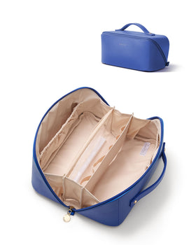 EACHY Travel Makeup Bag blue model front view with spacious design