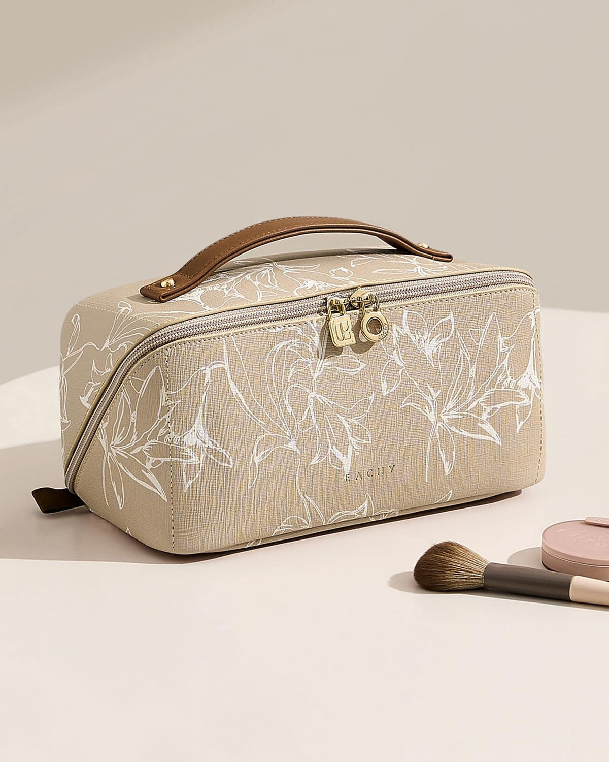 EACHY Travel Makeup Bag packaging with inflatable padding