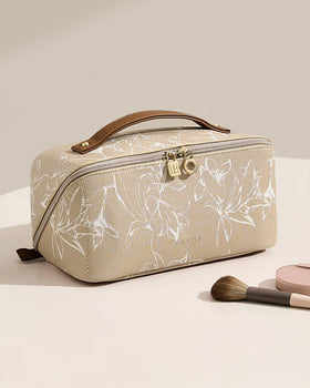 EACHY Travel Makeup Bag packaging with inflatable padding