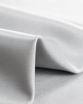 EACHY Travel Makeup Bag Silver elegant design for travel