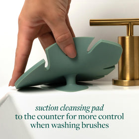 EcoTools Brush Cleaner Mat and Shampoo Bundle packaging