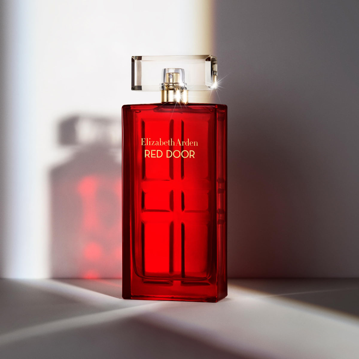 Elizabeth Arden Red Door Eau de Toilette 30 mL side view