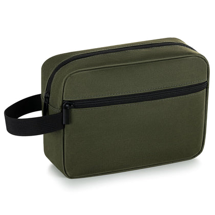 Elviros Hanging Toiletry Bag front view in army green