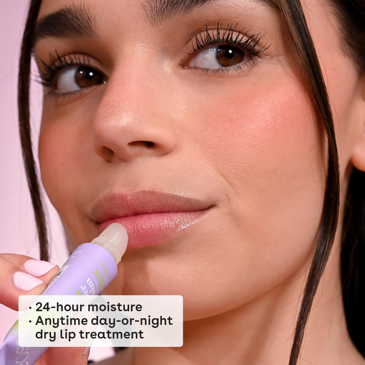 eos 24H Moisture Super Balm application on lips
