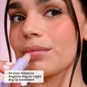 eos 24H Moisture Super Balm application on lips