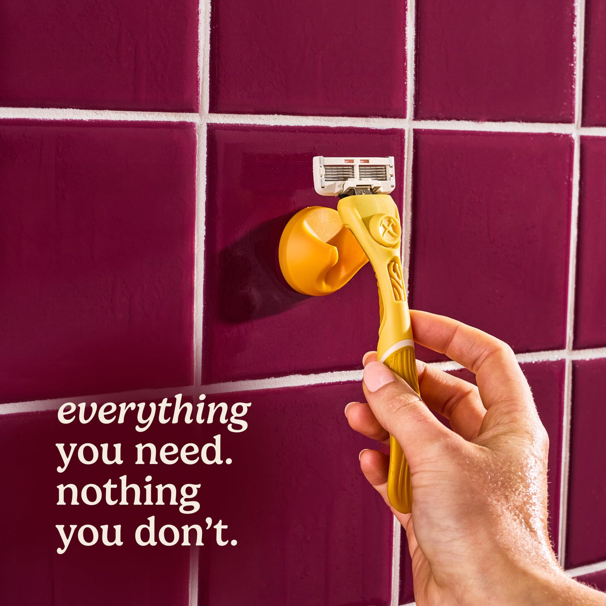 Ergonomic grip design of the razor handle