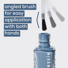 essie Expressie Quick-Dry Nail Polish application on nails