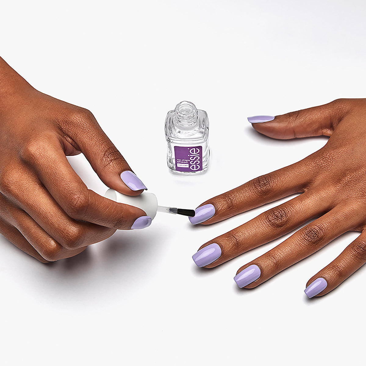 essie No Chips Ahead Top Coat application on nails
