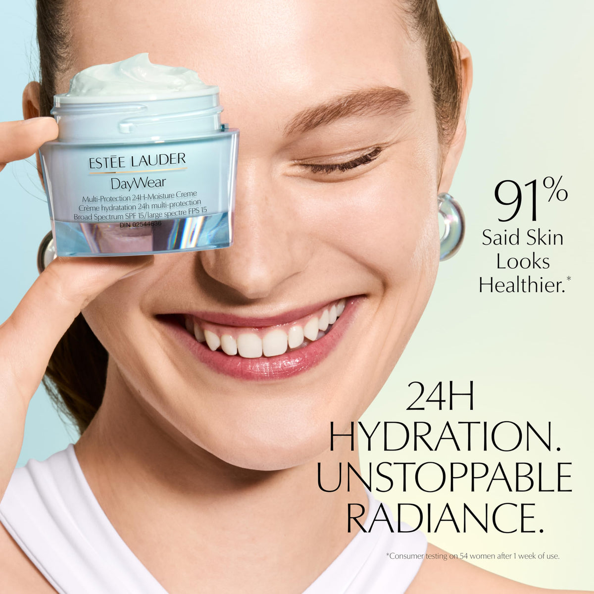 Estée Lauder DayWear Moisturizer showing packaging details