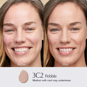 Estée Lauder Futurist Hydra Rescue Foundation 3C2 Pebble bottle with cap