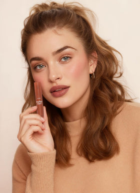 ETUDE Dear Darling Marker Tint Sweet Cinnamon lifestyle shot