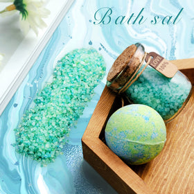 EUASOO insulated tumbler in the spa gift basket set