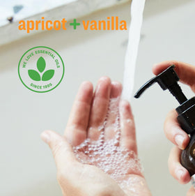 everyone for every body hand soap lathering on hands