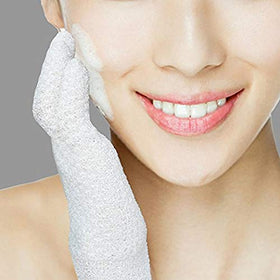 Evridwear Exfoliating Bath Gloves showing dual texture