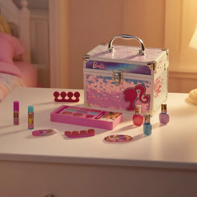 Eye shimmers and cheek shimmers included in the set
