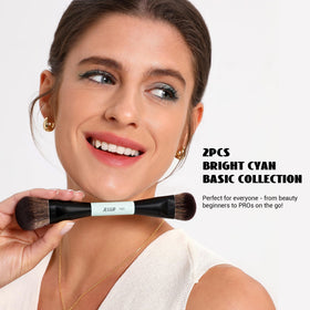 F01 Double Ended Foundation & Contour Brush close-up