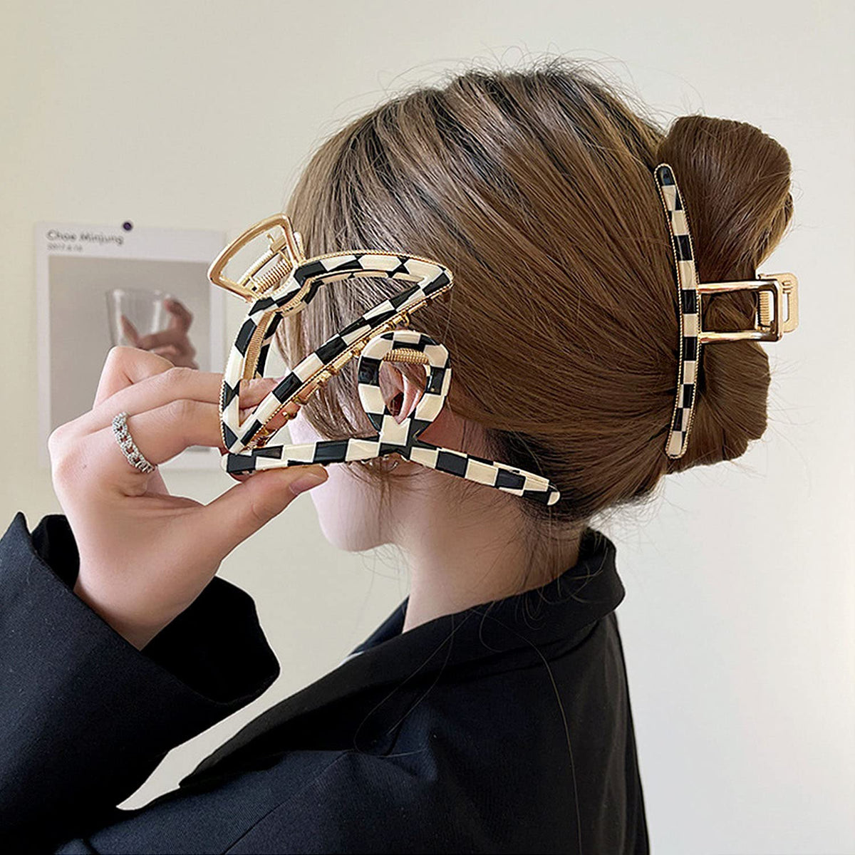 FAELBATY checker claw clips holding thick hair securely