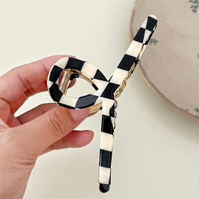 FAELBATY Hair Clip showcasing its elegant design