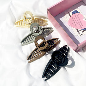 FAELBATY large hair claw clips set in elegant packaging
