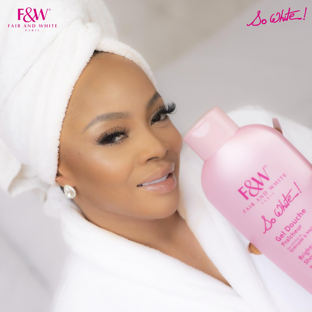 FAIR & WHITE So White Brightening Body Wash 1000ml lifestyle scene
