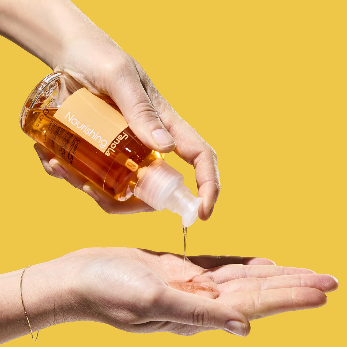 Fanola Anti-Frizz Hair Serum bottle with Aloe Vera and Linseed Oil