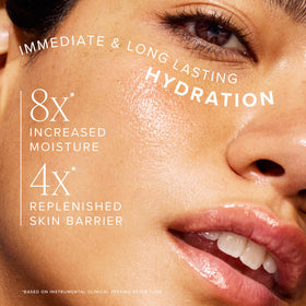 Farmacy Ceramide Face Moisturizer Honey Halo application on skin