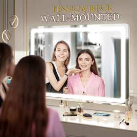 FENNIO Vanity Mirror displaying warm lighting mode