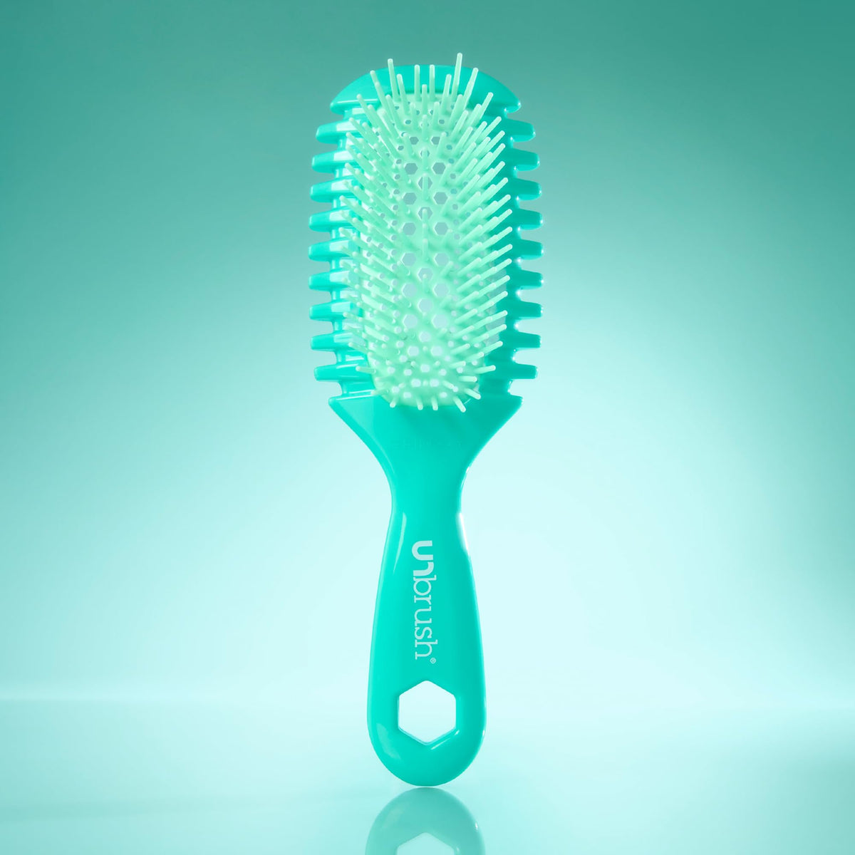 FHI Heat UNbrush Curl Detangling Brush handle close-up
