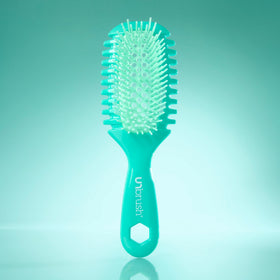 FHI Heat UNbrush Curl Detangling Brush handle close-up