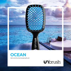 FHI Heat UNbrush Detangling Brush close-up of vented cushion