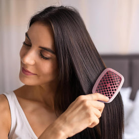 FHI Heat UNbrush Mini Detangling Brush with bristles close-up