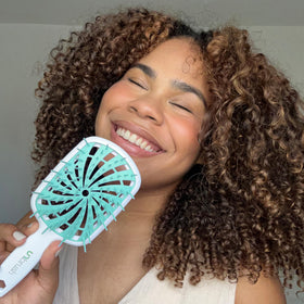 FHI Heat UNbrush Plus side view highlighting lightweight design