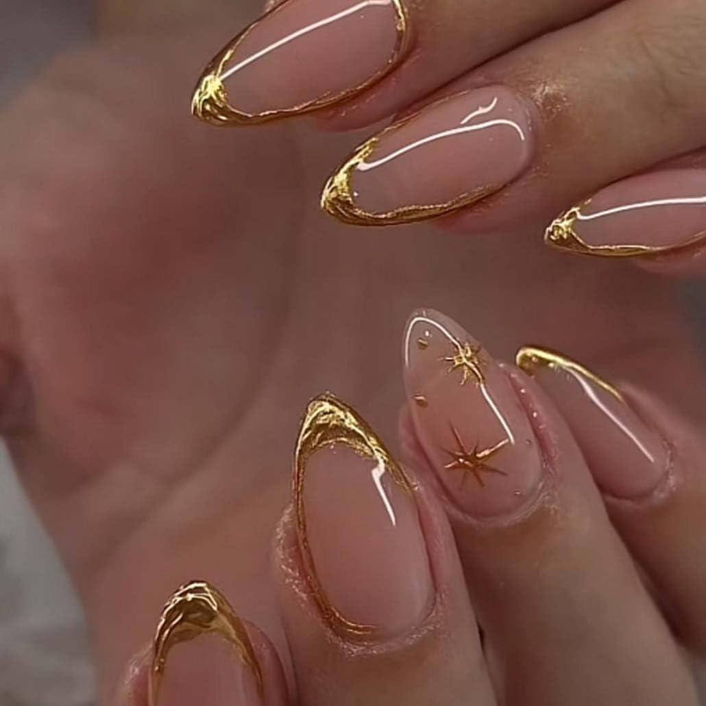 Foccna Press On Nails Almond 24Pcs front view with gold line design