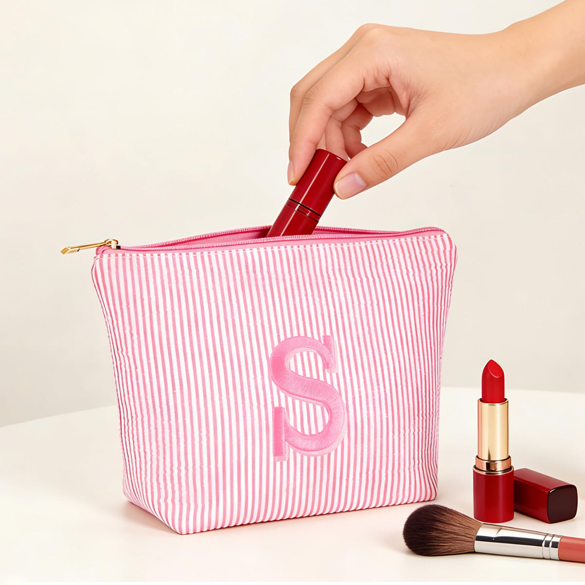 Fohufo Pink Makeup Bag set with beauty products inside