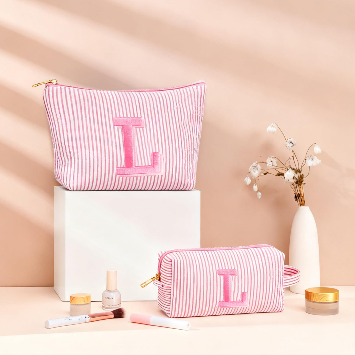 Fohufo Pink Makeup Bag small pouch side view