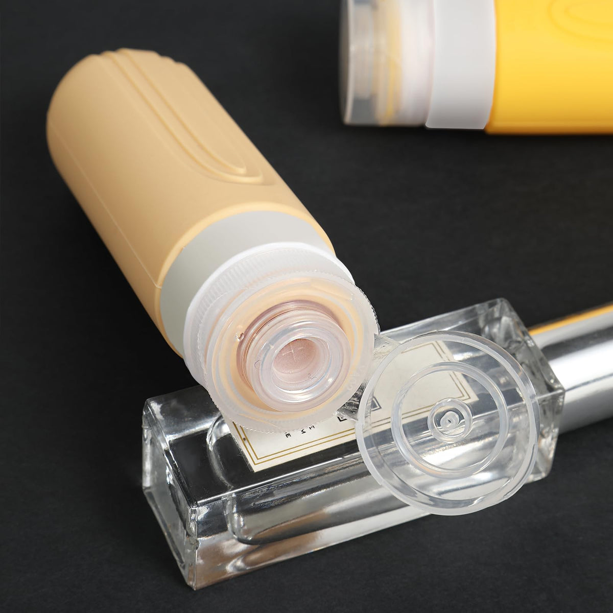 Food-grade silicone material of CHEODIN travel bottles