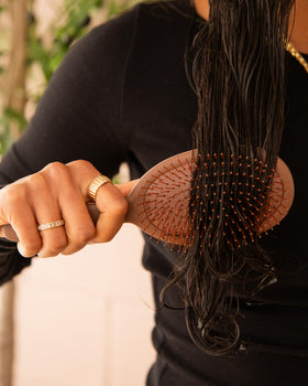 FRAMAR Chocolate Hair Brush Detangler packaging