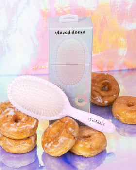 FRAMAR Iridescent Wet Hair Brush side view