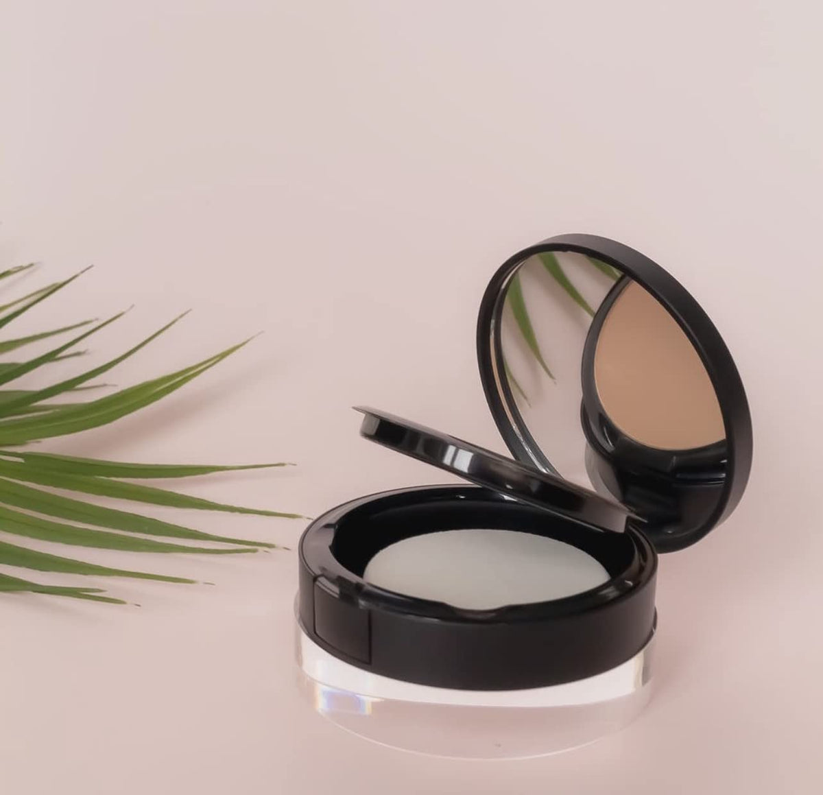Gabriel Cosmetics Deep Beige Pressed Mineral Powder Foundation side view