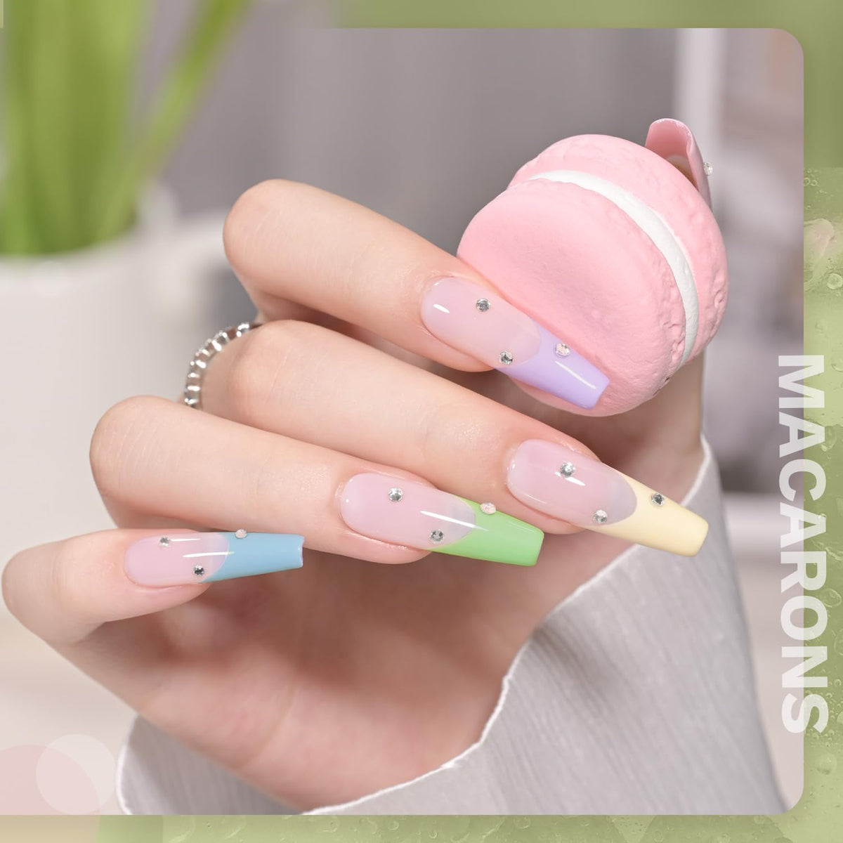 GAOY gel nail polish set displayed with UV lamp