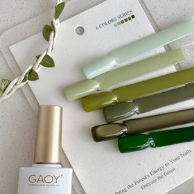 GAOY gel polish colours displayed on a nail art table