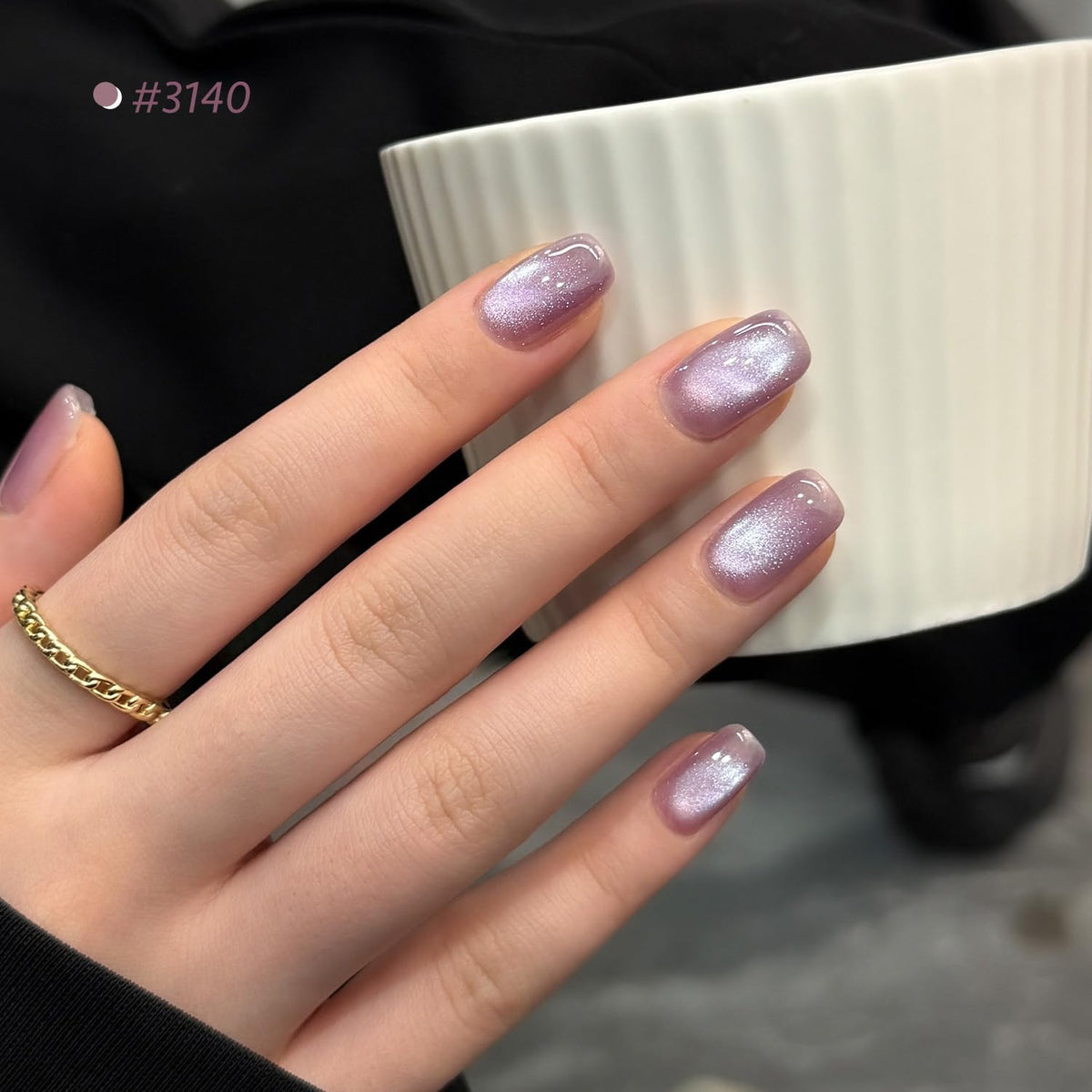 GAOY Glitter Cat Eye Gel Nail Polish in purple shade