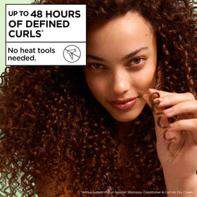 Garnier Curl Nourish Conditioner texture close-up