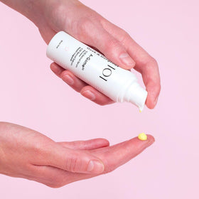 Geek & Gorgeous A-Game 20 Retinal Serum 0.2% bottle close-up