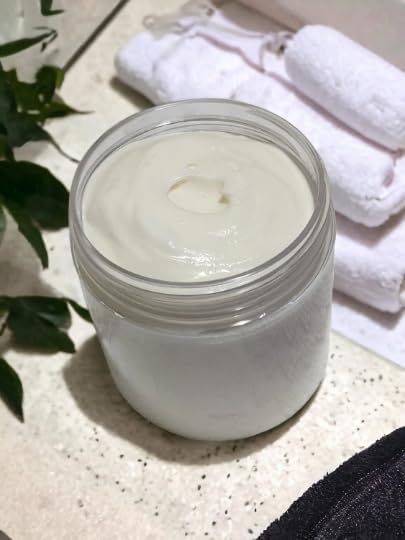 Generic Tallow & Magnesium Body Butter Lavender Vanilla packaging