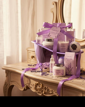 Gift note card for personalisation in the spa basket