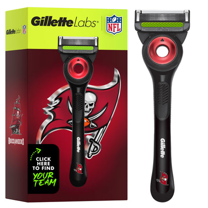 Gillette Buccaneers Licensed Razor front view with exfoliating bar